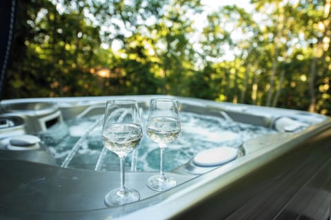 Hot tub