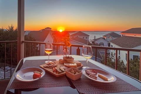 Ocean City Vacation Rental | 1BR | 1BA | 546 Sq Ft | Sunset Views of the Bay
