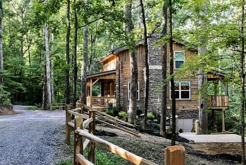 The Cabin at Walland Forest - A experience for the family!