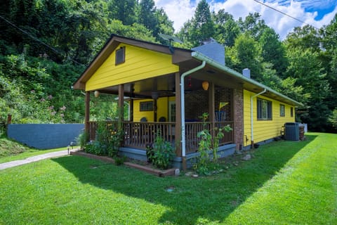 Outside Dragon's Lair