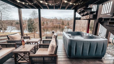 ★ Peaceful & Serenity★ Our property has some breathtaking views while relaxing in the hot tub. 