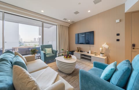 Luxurious Sea View Apt at FIVE Palm Jumeirah Apartment in Dubai