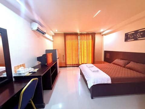 Standard Double Room Single Use, Garden View | Free WiFi