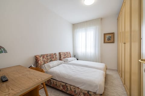 Basic Apartment | Iron/ironing board, WiFi (free)