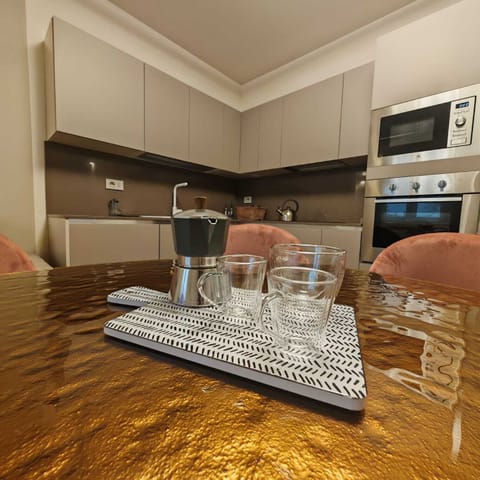 Deluxe Apartment, Hill View | Private kitchen | Shared fridge, microwave