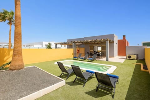 Villa Aurea House image