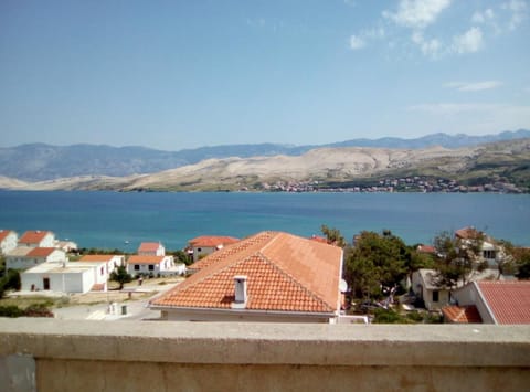 Apartment (One Bedroom Apartment Upper) | Exterior