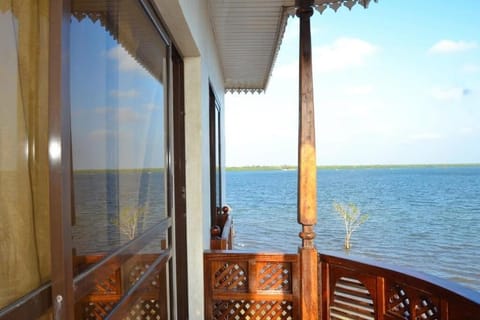 Family Apartment | Balcony
