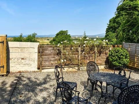 PrivateGardenBay+GolfViews