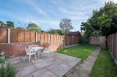 Sherrington Road Abode, Ipswich - Host & Stay