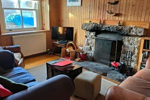 The Loan: A Tranquil Fisherman’s Cottage Retreat in Achiltibuie Cottage in Scotland