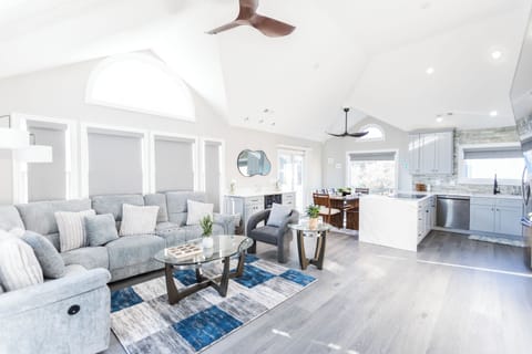 Dining area, also with outdoor seating through slider + sunsets views