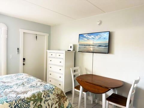 Venice Villas Studio – Beach Side Ground Level (6720)