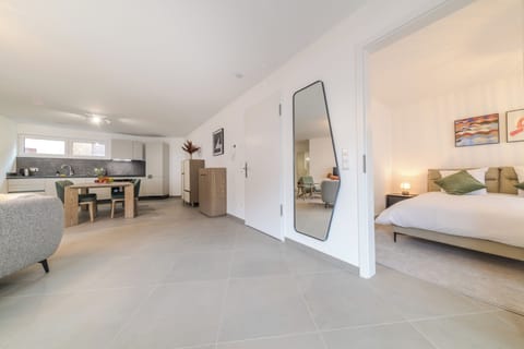 Comfort Apartment | Desk, laptop workspace, free WiFi