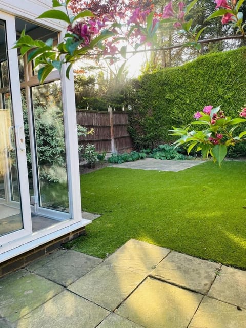 House, 3 Bedrooms, Smoking, Patio | Garden
