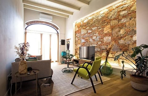 Casa al Fienile, Charming Loft near Lucca's Centre Apartment in Capannori