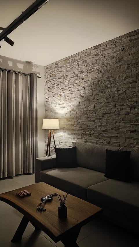 House | 4 bedrooms, Internet