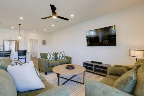 House (5 Bedrooms) | Front of property