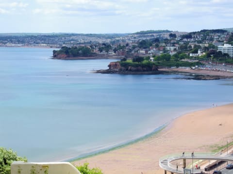 Cottage | Beach