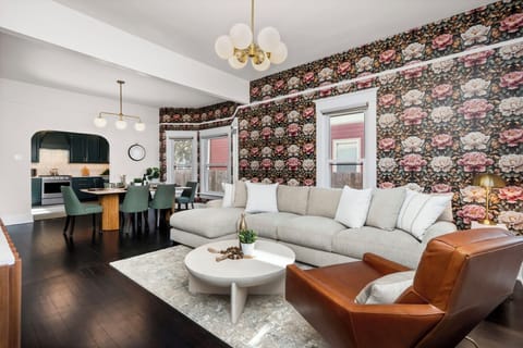 House, Multiple Beds, Kitchen, Garden View | Living area
