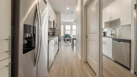 Studio (0 Bedroom) | Private kitchen | Fridge, coffee/tea maker