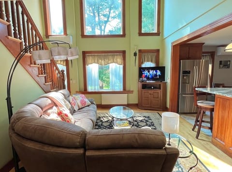 Seating, bar, and Smart TV