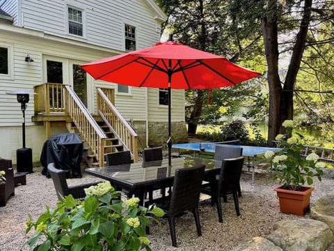 Outdoors at Seventeen