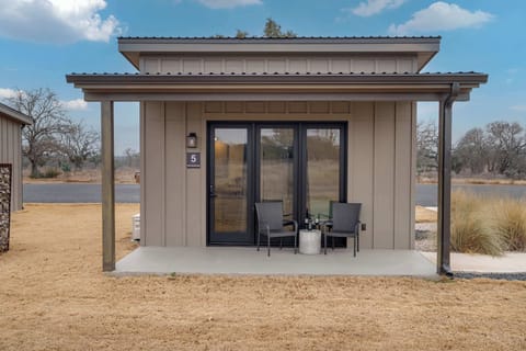 Silverstone Casita