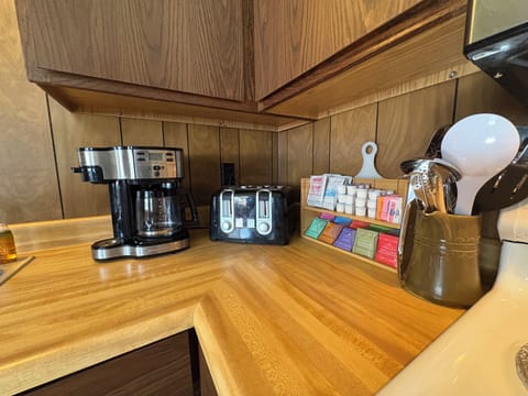 Cozy Ski Lodge w/ Sauna & Game Lounge - Schnickelfritz #2 Lodge in Wisconsin