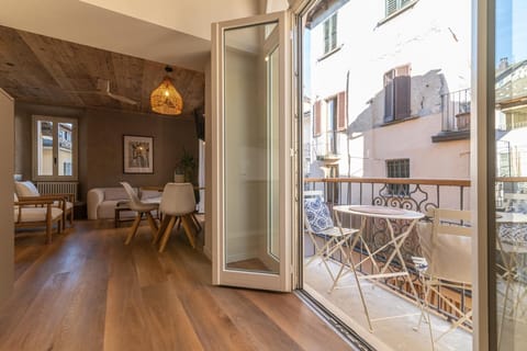 Hortus apartment in the historic centre Apartment in Orta San Giulio