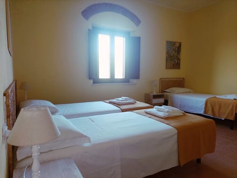 Apartment Glicine: for large families, with air conditioning Apartment in Tuscany