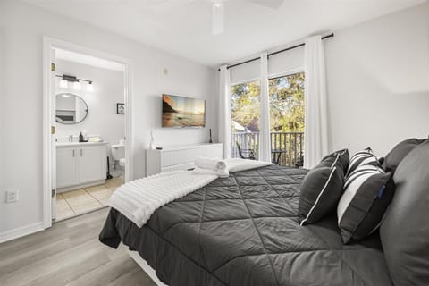 Queen bed for more conffort