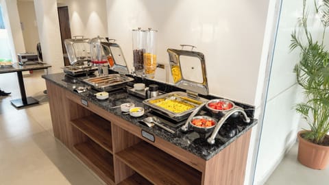 Daily continental breakfast for a fee