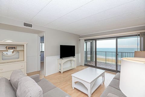 LIVING-AREA