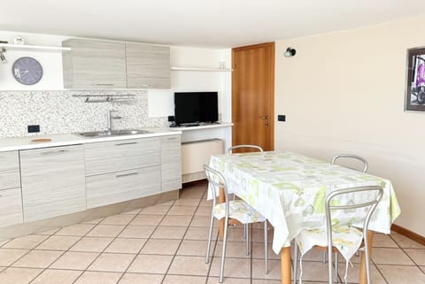 SE181 - Senigallia, spacious and bright three-bedroom apartment with terrace Apartment in Senigallia