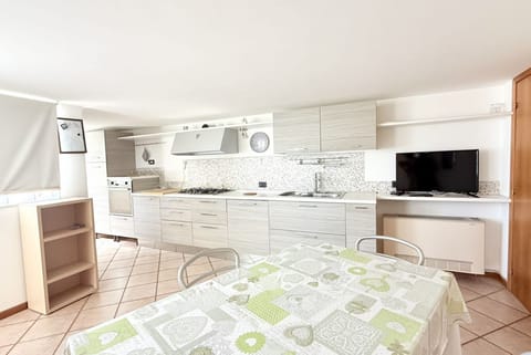 SE181 - Senigallia, spacious and bright three-bedroom apartment with terrace Apartment in Senigallia