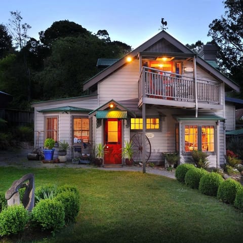 Lavender Cottage at night
