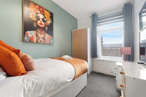 Enjoy a peaceful retreat complete with a comfortable single bed, generous storage space, and a TV for relaxing evenings indoors. Thoughtfully arranged for convenience, it offers everything needed for a restful and enjoyable stay.