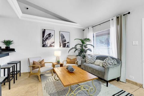 Kentucky Urban 2BR | Near Downtown El Paso Apartment in Ciudad Juarez