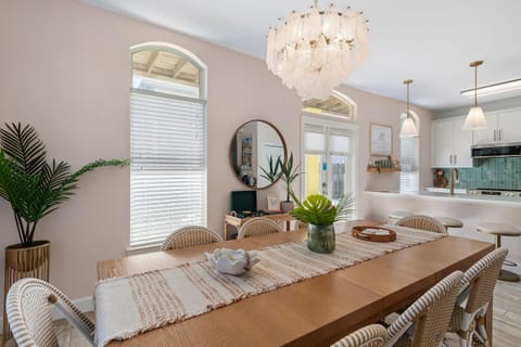 Stunning dining space with lots of natural light, seating for 8 + seating for 3 at the Kitchen Bar!
