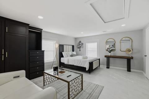 Nature Escape Studio Apt on 22 Acres! Apartment in Harris County