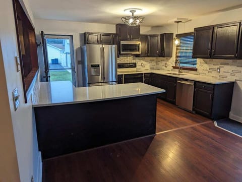 Well-Appointed Ranch Gateway to the Beaches & 2 minutes to the DE Turf Complex House in Sussex County