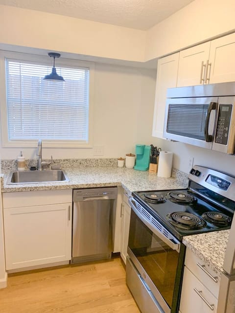 Cozy Close2Campus 2-Bedroom Stay Apartment in Starkville