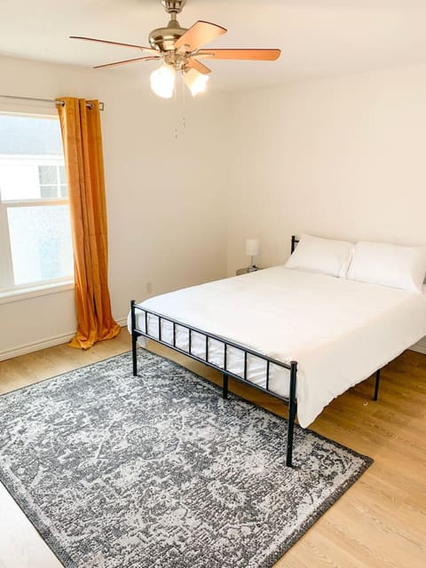 MSU Sweet Spot: Cozy 2BR w/Patio Apartment in Starkville