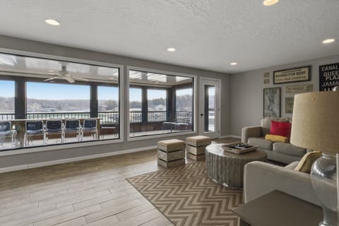 House, Multiple Beds, Patio (Shorty's Getaway) | Living area