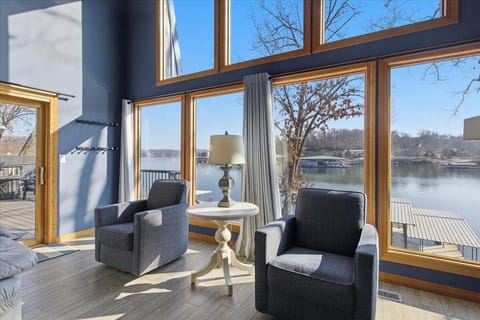 House, Multiple Beds, Patio (Highline Hideaway) | 3 bedrooms, individually decorated, individually furnished, bed sheets