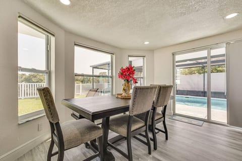 Canal‑Front Oasis w/Heated Pool Close to the Beach House in Holiday