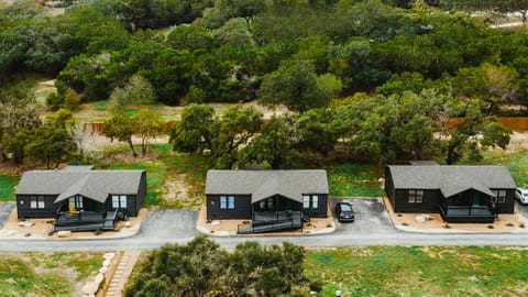 Starlight Horizon 3 Cabins + Hot Tub, Pool, Firepits, Sleeps up to 19 Cabin in Canyon Lake