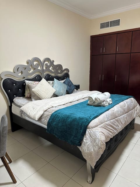 Splendid 2-bed apartment in Al Khan, Sharjah. Apartment in Al Sharjah
