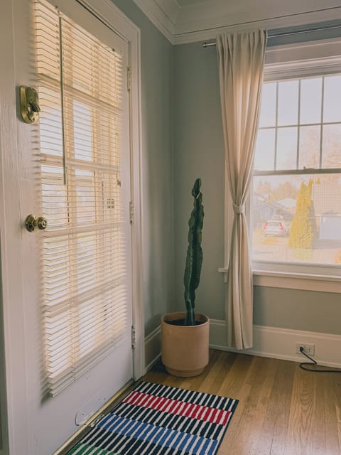 Stylish Northend Craftsman House in Tacoma